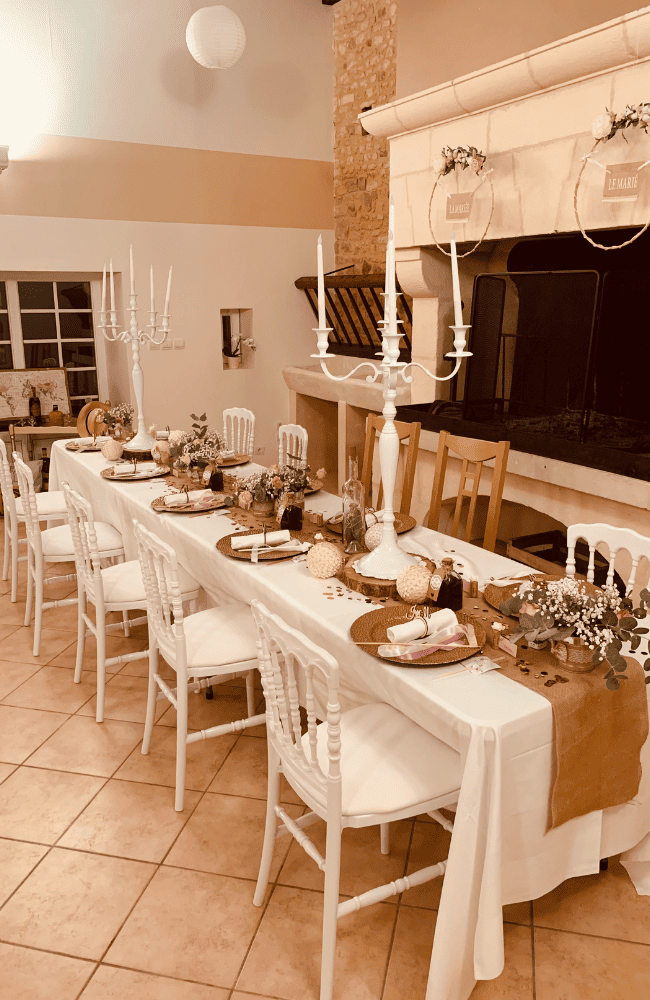 photo de la décoration d'un mariage blanc et marron en Normandie